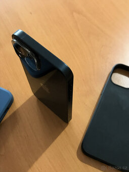 K PRODEJI: Pěkný Apple Iphone 13 mini 128GB Black - 9