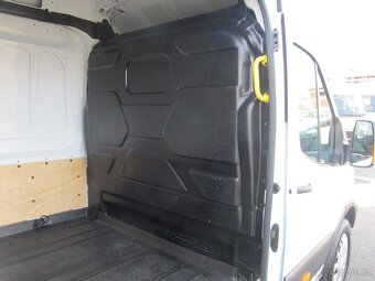 Ford Transit 2.0 TDCI L4H3 JUMBO ČR 1.maj - 9
