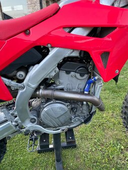 Honda crf 250 rok 2023 - 9