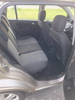 FORD FUSION 1,6i + NOVÁ STK - 9