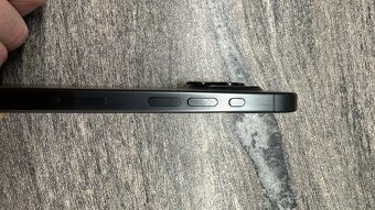 iPhone 15pro 512GB Černý Titan - 9