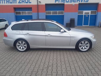 Bmw 3 e91 325xi, automat, panorama, xdrive, tažné - 9