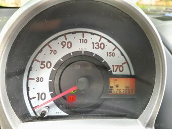 Prodám Peugeot 107 - 9