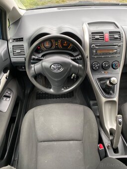 Toyota Auris 1.3 VVTi 74 kw rok 2009 STK 03/2027 Euro4 - 9