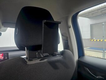 Škoda Octavia, AMBITION 2,0 TDi / 85 kW - 9