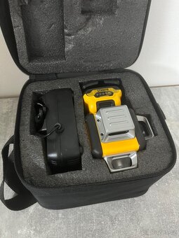 Dewalt laser - 9