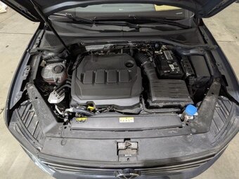 VW Passat B8 2.0 TDI 110kW DSG Tažné ACC Kamera Navi Virtual - 9