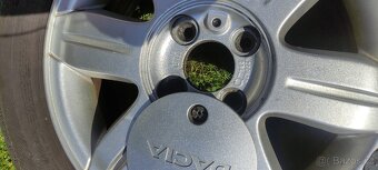Sada ALU kol Dacia s letními pneumatikami - 9