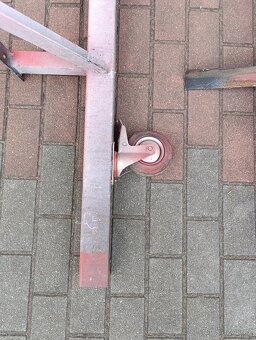 Naklápěcí kolébka - zvedák pro renovaci veterána. - 9