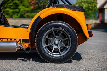 Caterham Super Seven - 9