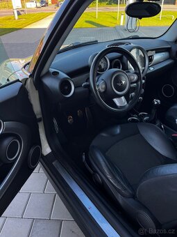 Mini Cooper R56 - 9