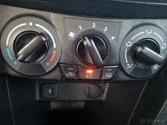 Suzuki Swift 1.2 benzín 4x4 mod2015 klimatizace vyhř sed - 9