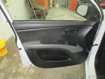 Hyundai i10 1,2 16V - 9