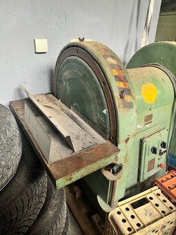 drevoobrabeci stroje - 9