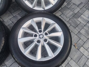 Alu kola R16 5x112 Škoda Octavia 3 - 9
