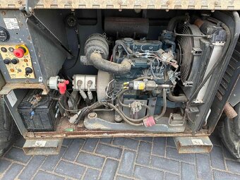 TERÉNNÍ NŮŽKOVÁ PLOŠINA SKYJACK SJ 6832 RT - 9