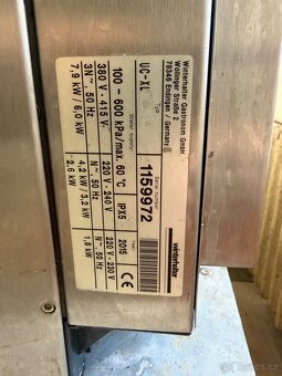 Myčka nádobí Winterhalter UC-XL - možnost mytí beden 60x40cm - 9