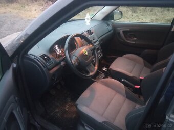Prodám Škoda Fabia 2 sport 1,2 TSI maxidot - 9