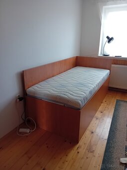 Nová Postel s elektrickým polohovací roštem a ortop. matrací - 9