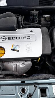 Prodej Opel Astra 1.6 16V - 9