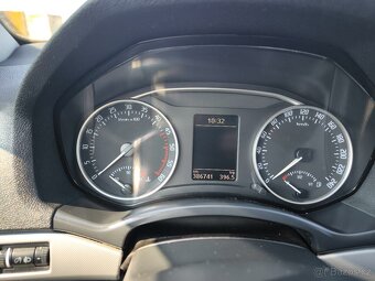 Prodám Octavií 2 facelift 1.9tdi 77kw BXE - 9