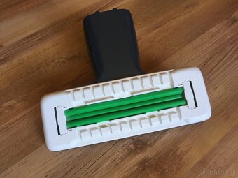 Vysavač Vorwerk Kobold VK200 s hlavicí EB400 + možná i sada - 9