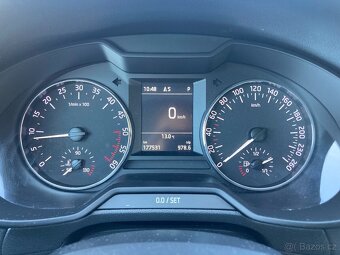 Škoda Octavia, 2,0TDI/110kW DSG CarPlay - 9