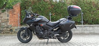Honda CBF 1000 - 9