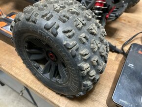 Arrma kraton 6s - 9