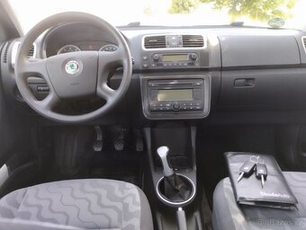 Škoda fabia 1.4 kombi r.v.2009 - 9