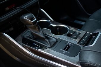 Toyota Highlander Executive - 9