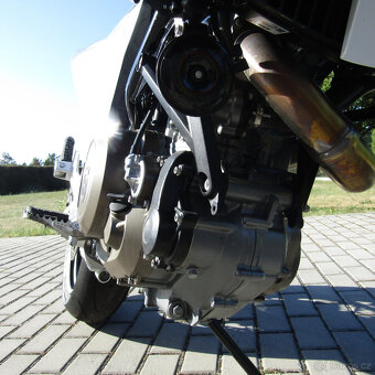 Husqvarna SM 701 Supermoto, 55kw, 327km, 12/2024, 327km - 9