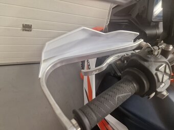 KTM 890 ADVENTURE R, r.v.2023, první majitel - 9