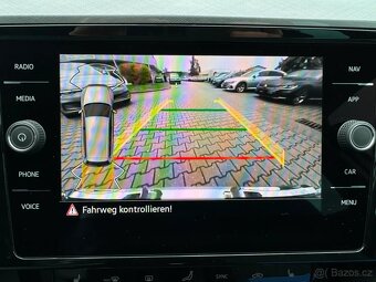 VW Passat Variant 2.0 Business Virtual - 9