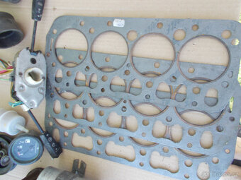 Součástky na škoda 100 - 120 - 9