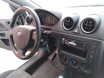 FORD FIESTA 1.3 8V AMBIENTE  ČR,2.MAJITEL,AC - 9