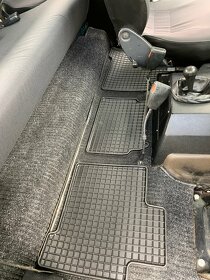 MERCEDES G 280 - 9