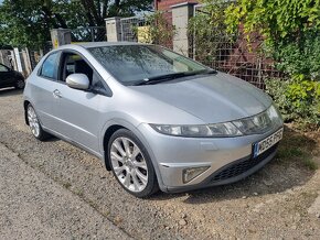Honda Civic 8gen (FN,FK) 06-11 ufo náhradní díly - 9
