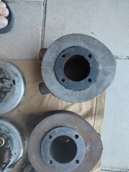 Díly ČZ 125T, motor, hlavy, zapalování... - 9