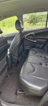 Toyota RAV4, XA3 - 9