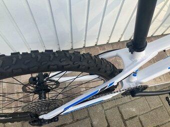 TREK 1X10 - 9