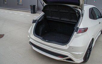 Honda Civic TypeR FN2 2.0 i-VTEC 148kW Championship White - 9