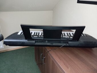 Prodám zcela nové klávesy YAMAHA se stojanem a židlí. - 9