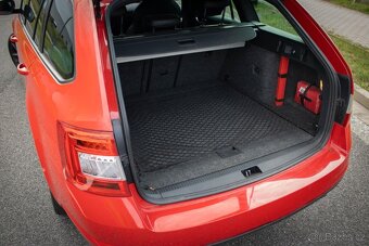 Škoda Octavia Combi 2.0 TDI RS 135kw DSG / AJ NA SPLÁTKY / - 9