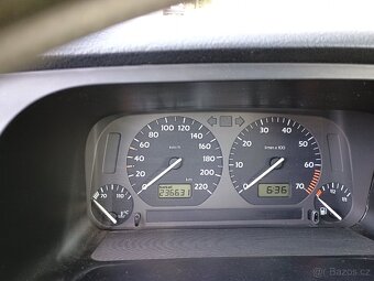 Golf 3, 1.8i 66kw Avenue - 9