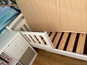 Postel s úložným prostorem - 9