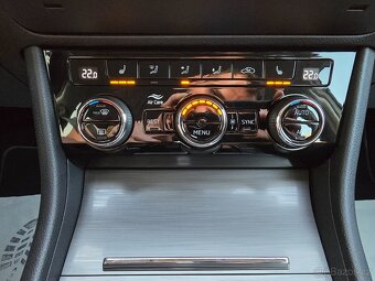 SUPERB III DSG 2,0TDI 110kW STYLE LED NAVI KAMERA ČR - DPH - 9