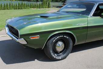 1970 Dodge Challenger R/T SE 383 V8, manuál - 9