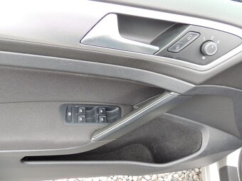 VW Golf Variant 1.6TDi,85kw,2018,2.maj.-21%DPH - 9