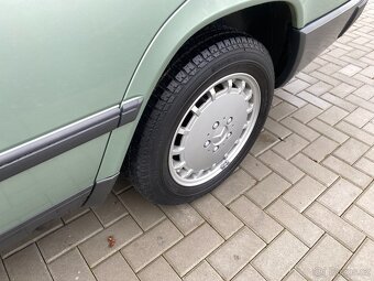 Mercedes-Benz 124, 2.0i - 1xMaj - 40 000km - TOP STAV - 9